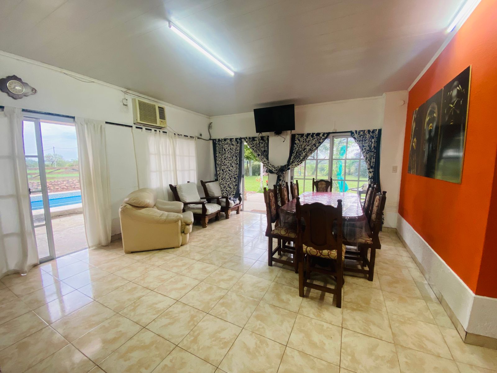 Living comedor amplio